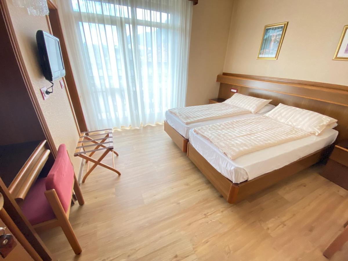 Sunlake Hotel Riva del Garda Exterior foto