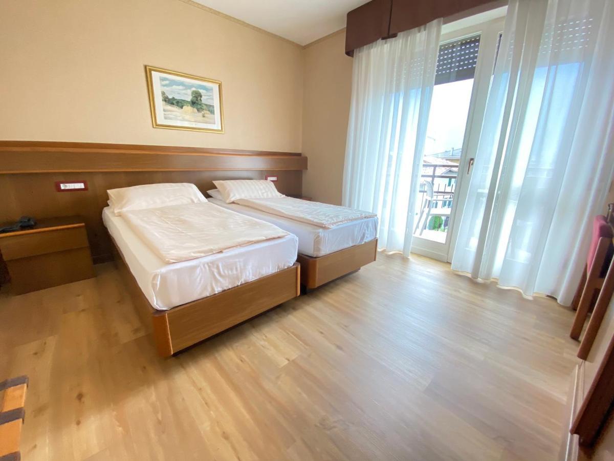 Sunlake Hotel Riva del Garda Exterior foto